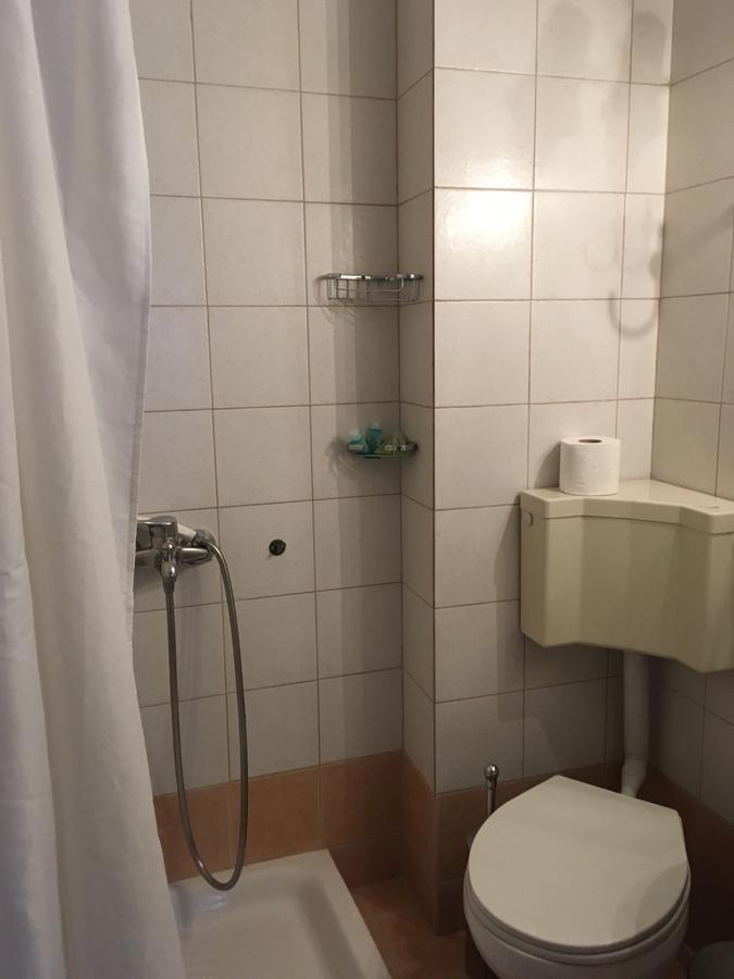 Hotel Orestion - Bike And Motorcycle Friendly Hotel كاستوريا المظهر الخارجي الصورة