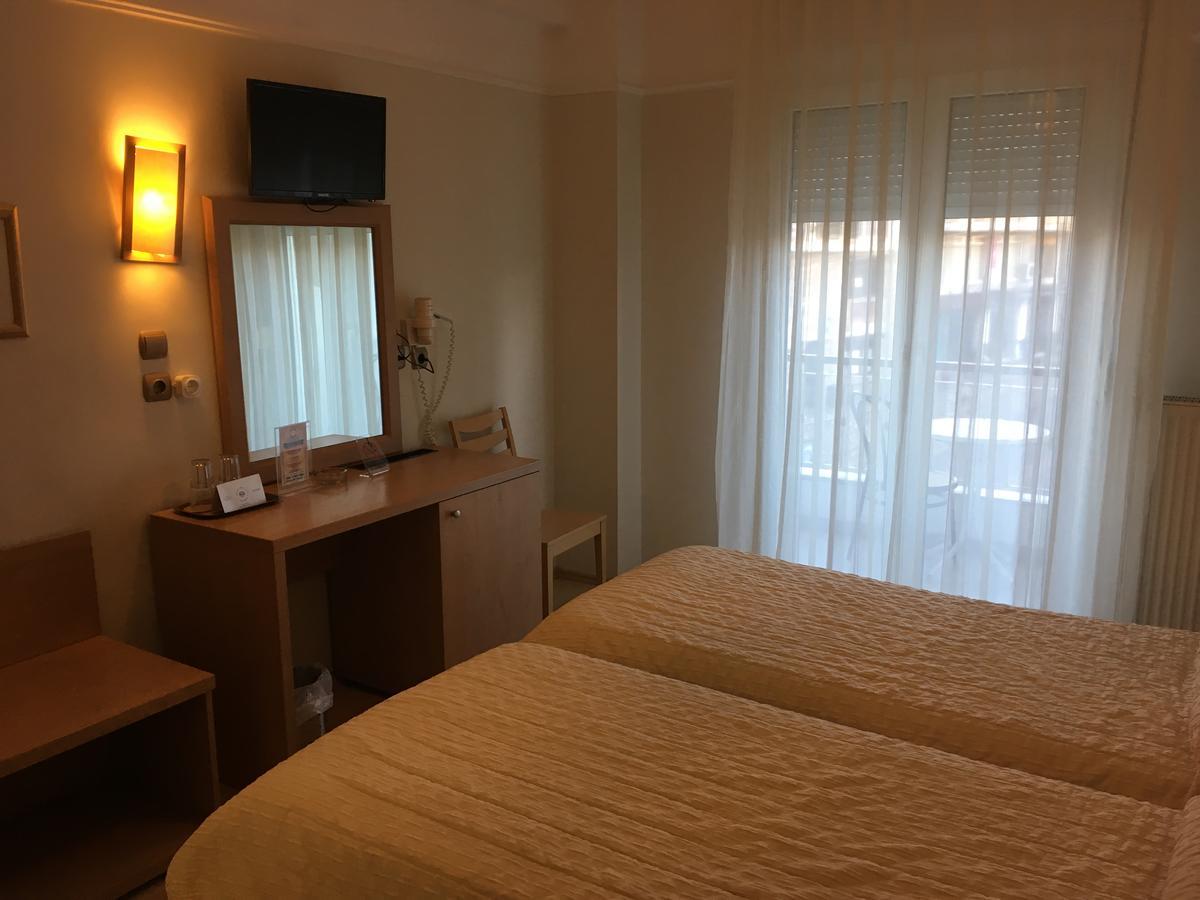 Hotel Orestion - Bike And Motorcycle Friendly Hotel كاستوريا المظهر الخارجي الصورة